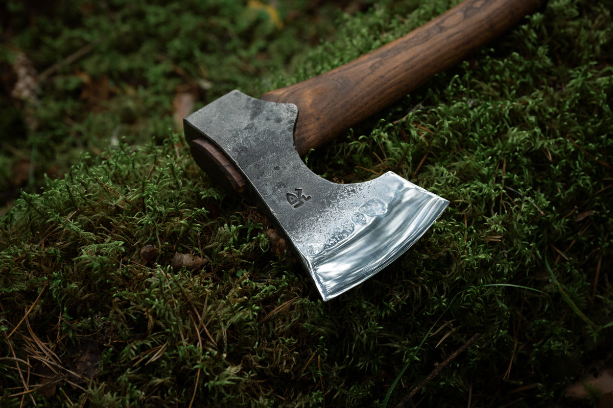 Peregrin's Axe